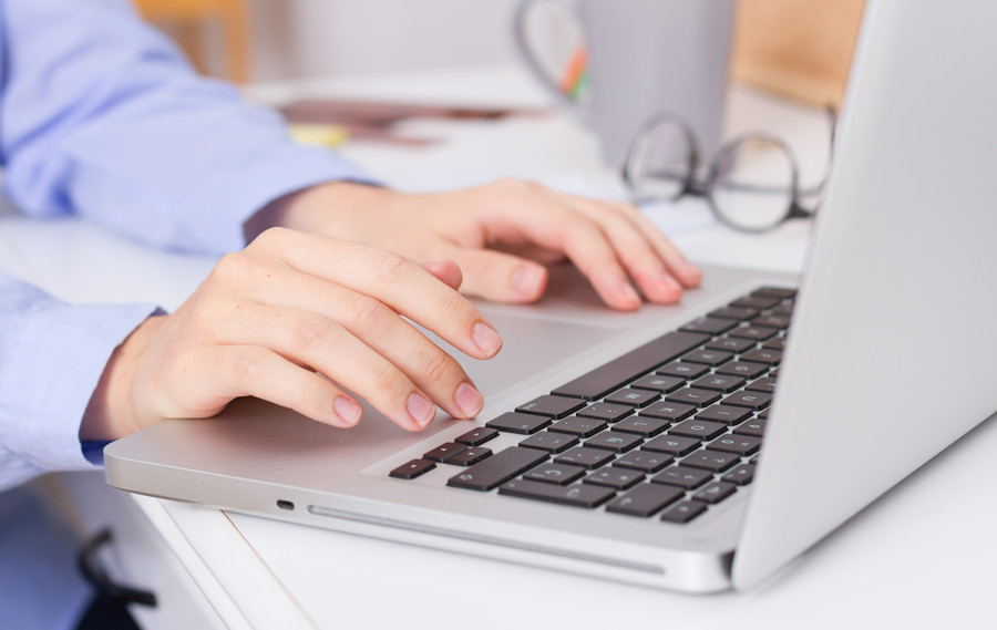 上海職務犯罪律師探討：如何防范行政機關濫用職權(quán)的法律防線與實例分析