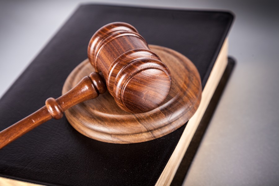 上海刑事律師告訴你：被刑事拘留了手機(jī)怎么處理？