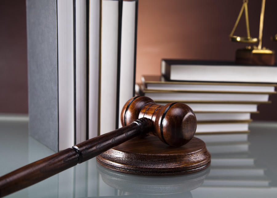 上海刑事案件律師視角：刑法中經濟量刑標準的深度剖析