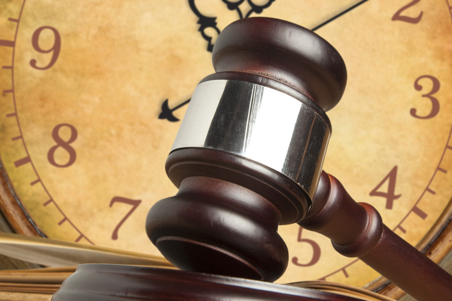 上海搶劫罪律師的奇幻漂流：當(dāng)緊急避險(xiǎn)遇上搶劫，是法律的“荒島求生”