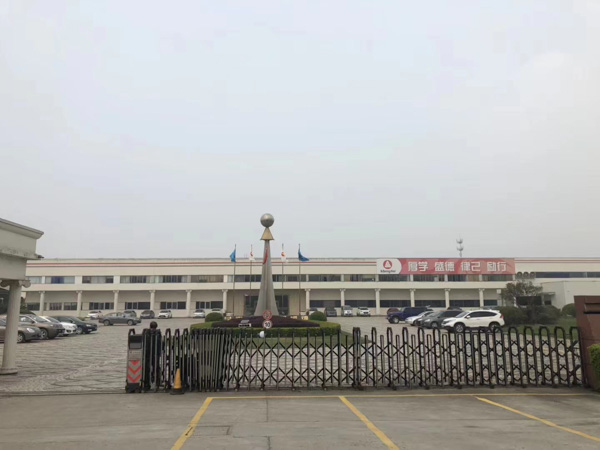 上海打刑事案件的律師來講講非法進入他人共同租住的房屋搶劫是否屬于入戶搶劫