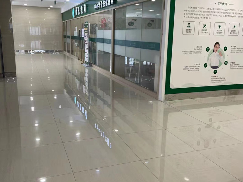 虹口區(qū)刑事律師來講講沒有意識到使用的信用卡是偽造是否構(gòu)成犯罪