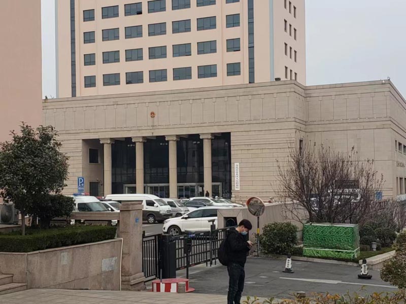 上海十大刑事律師來講講被告人吸食毒品后神志不清是否要承擔刑事責任