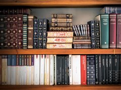 請(qǐng)上海刑事辯護(hù)律師收費(fèi)用一般要多少錢(qián)