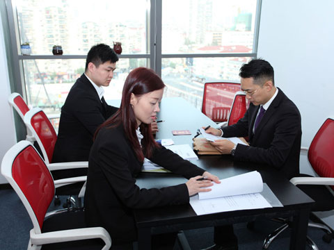 上海好的刑事律師述大烏龍喝醉酒把小偷當老公