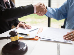 <b>精神破壞！揭秘上海故意毀壞財(cái)物罪律師如何應(yīng)對(duì)故意毀壞財(cái)物罪的精神損害賠償</b>